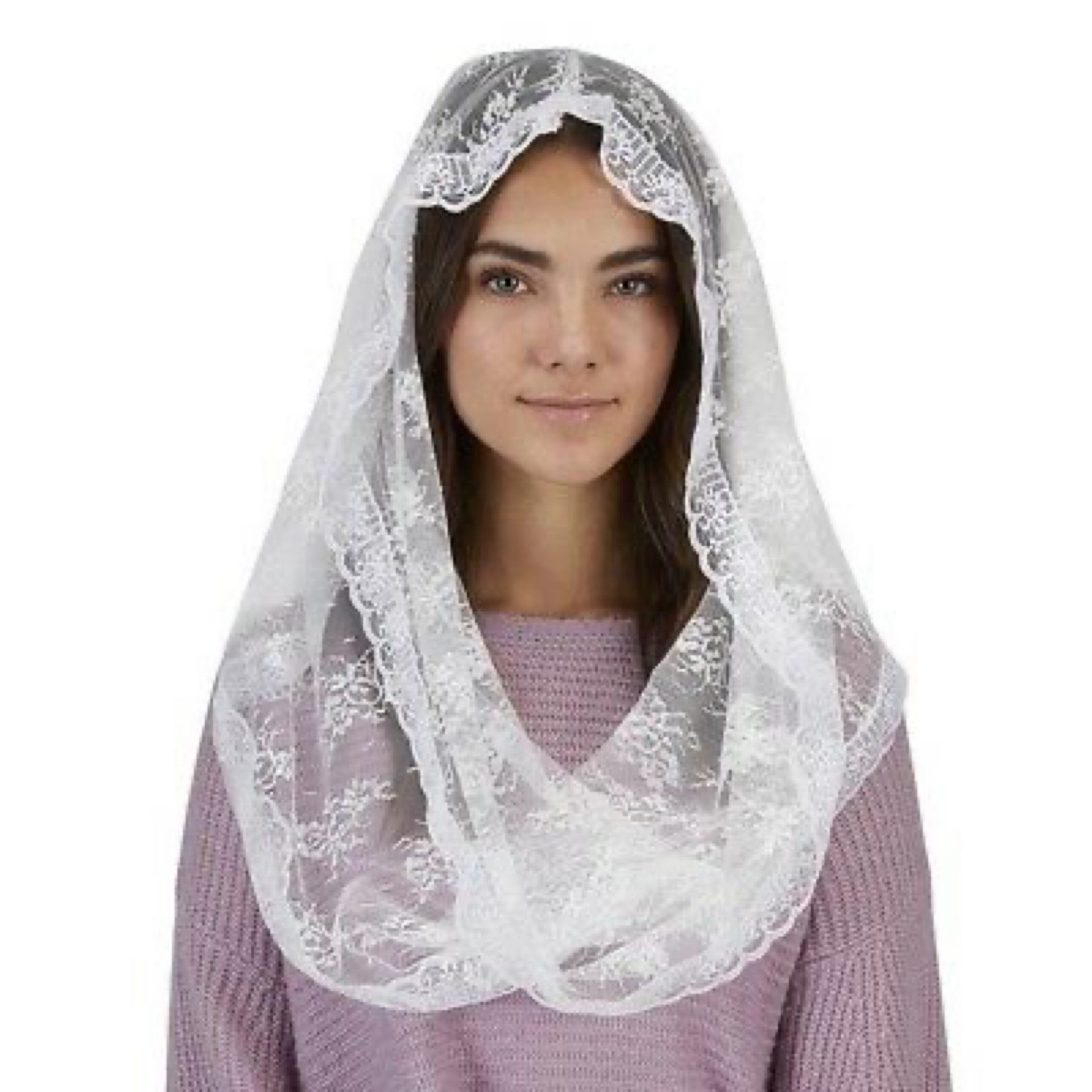 White Lace Chapel Veil D3455