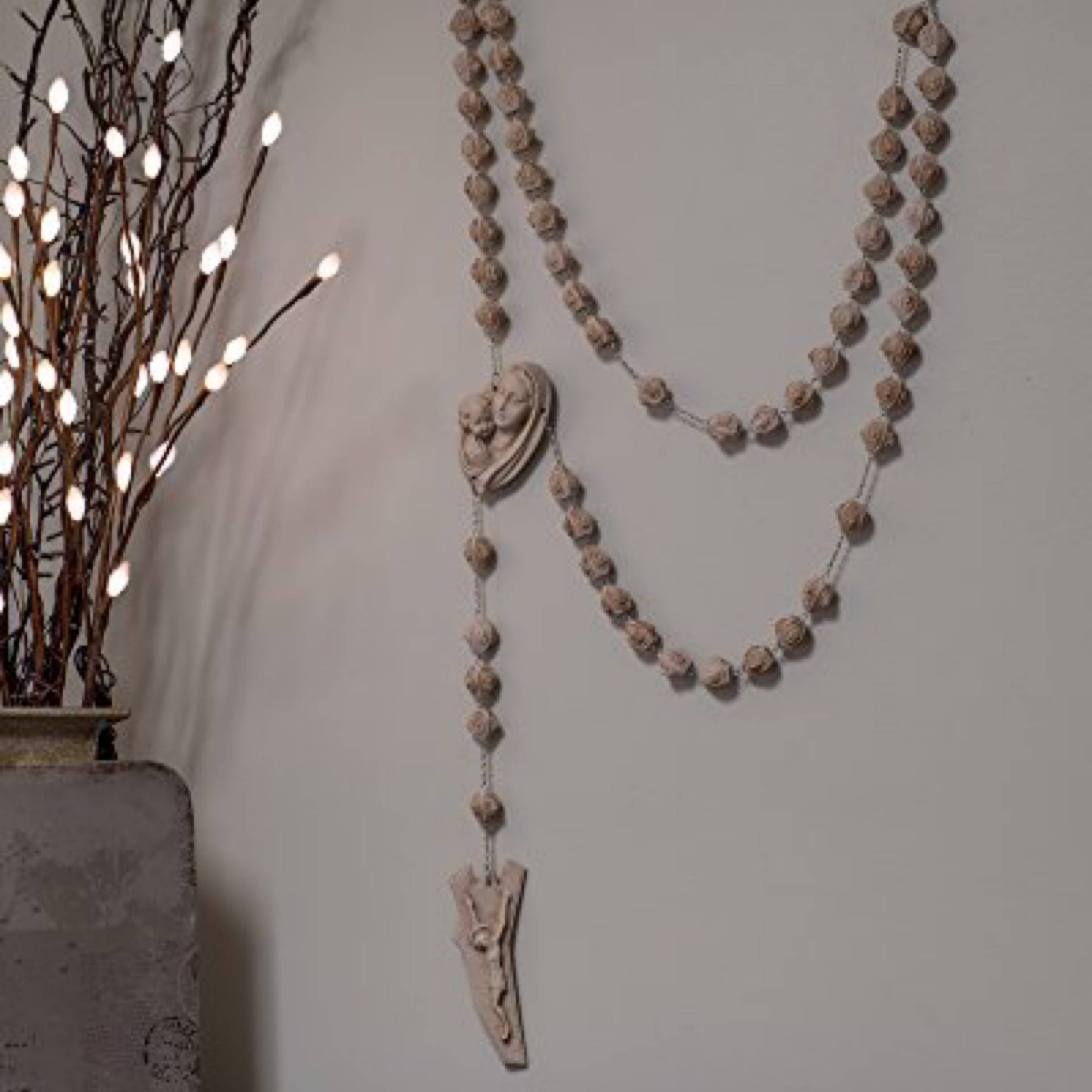 65” Alabastrite wall rosary Roman 6