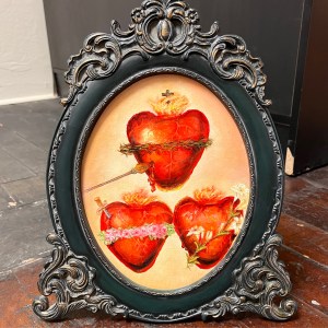 Sacred hearts (Aumi Perry)