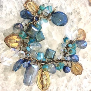 Shades of Blue Miraculous Medal Bracelet TWIGS BRAC92