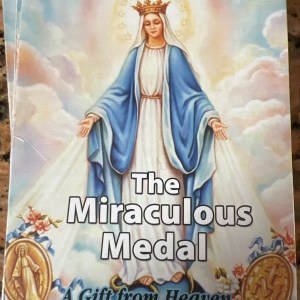 Miraculous Medal Small Prayer Pamphlet 17-4107-EN